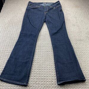 Signature by Levi's Strauss Women's Modern Boot Cut Jeans Size 16M W33/32 Denim
